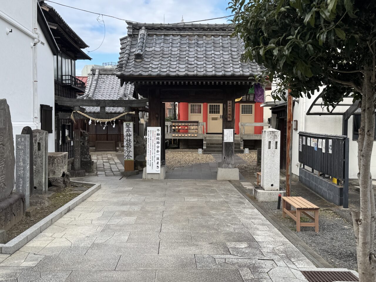 琴平神社・不動院