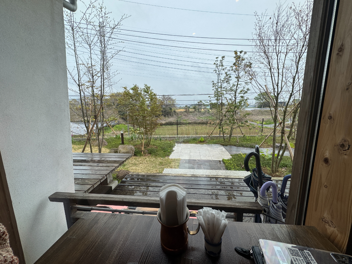 カフェ小春日和