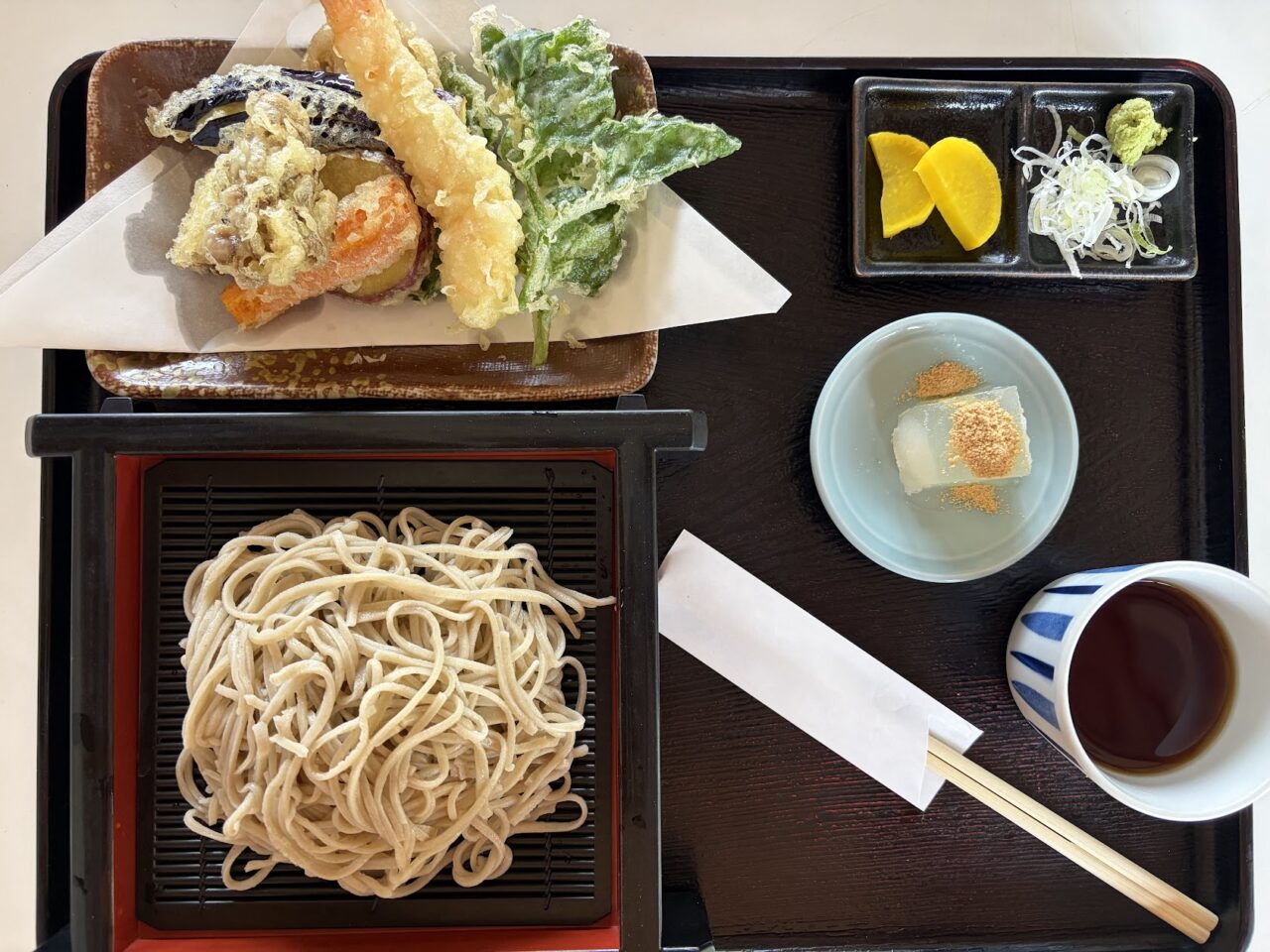 「そば処小町庵」の天もり