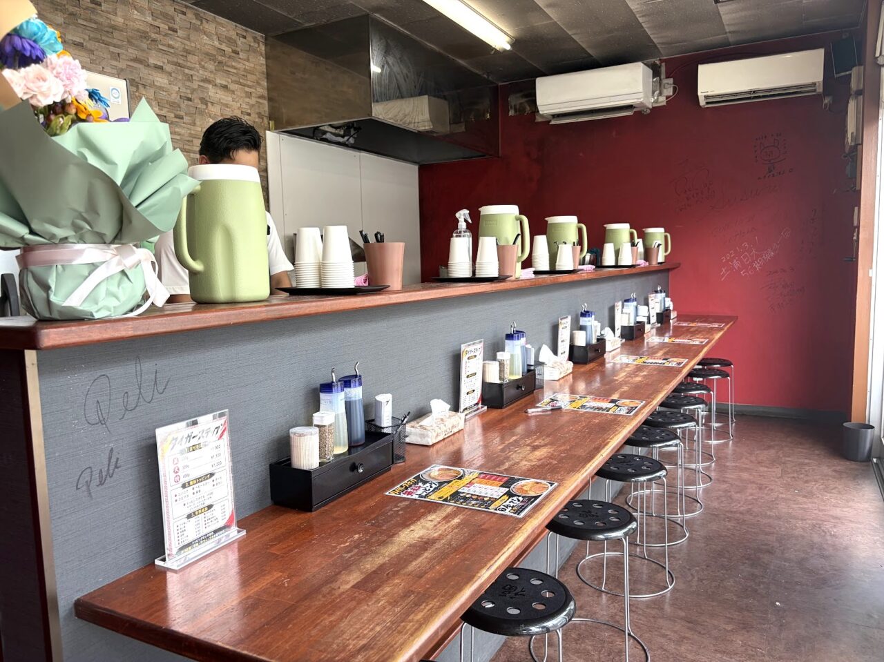 タイガーステップの店内