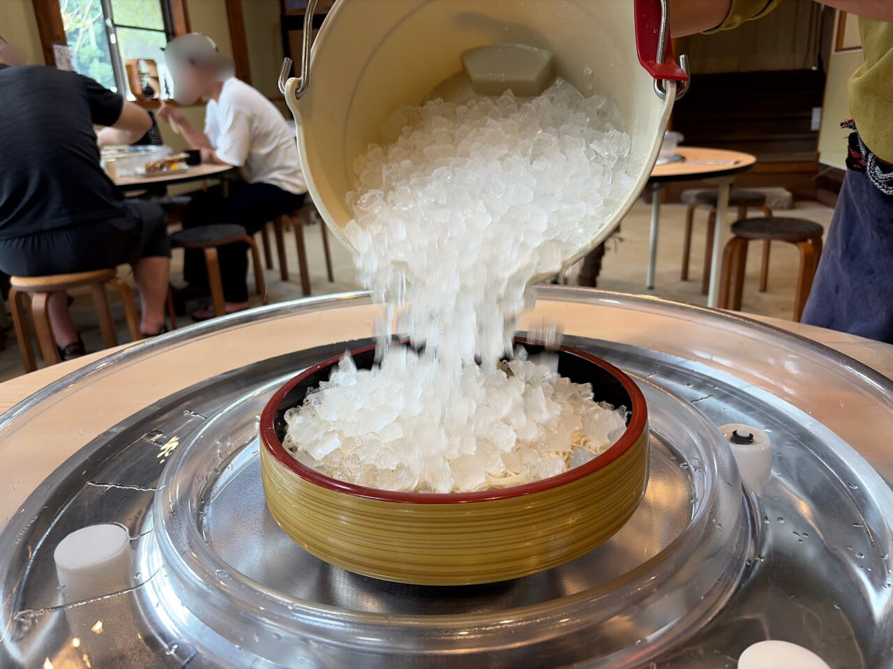 フィッシングパークつくば園の流氷そうめん