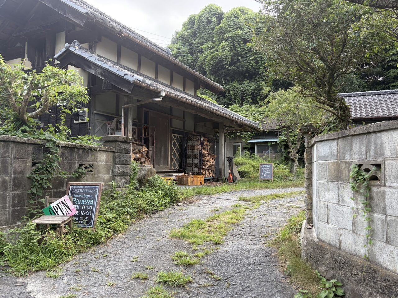 イタリア茶屋パネッツァの入り口