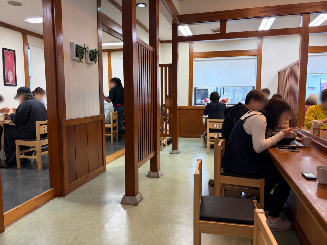 安家の店内